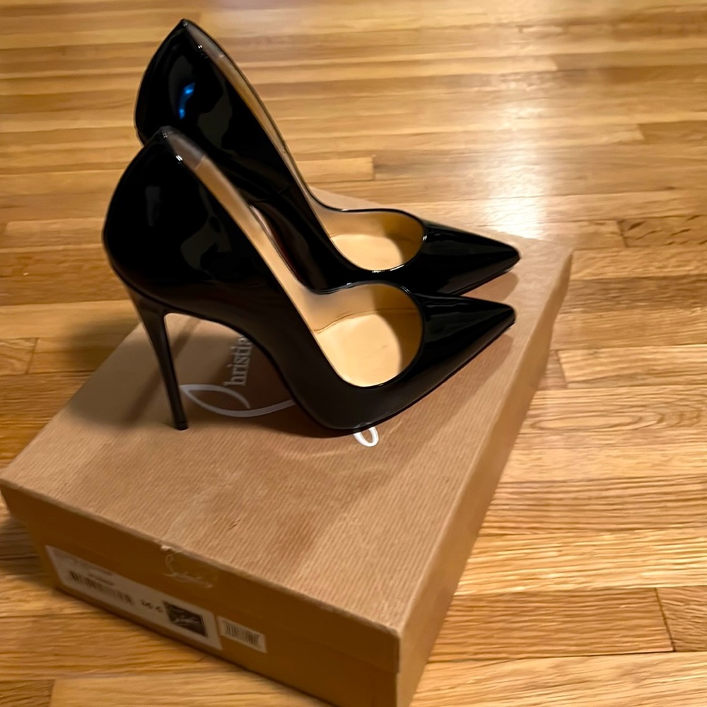 Christian Louboutin So Kate 120 black patent leather